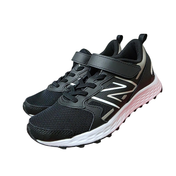 New Balance Fresh Foam 650 Youth 1.5 Wide Black Bungee Lace And Strap - Picture 3 of 4